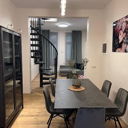 Exclusive Two-Level Apartment With Private Terrace On The Canal Brusel Exteriér fotografie